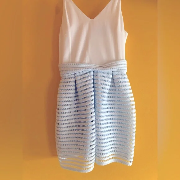 Dress - Picture 1 of 2